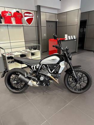 DUCATI SCRAMBLER ICON 